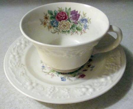 HLC4224 Footed Cup & Saucer Set