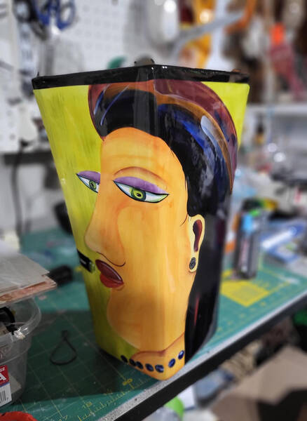 HES5 13" Square Vase