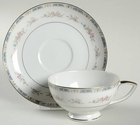 Glenrose Footed Cup & Saucer Set