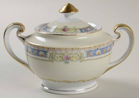 Victoria Sugar Bowl & Lid