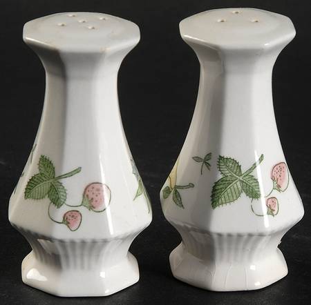 Old Orchard Salt & Pepper Set