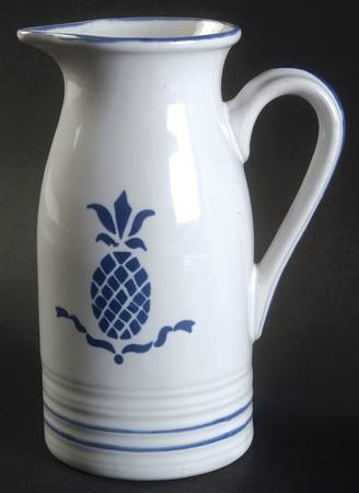 Country Blue 28 Oz Pitcher