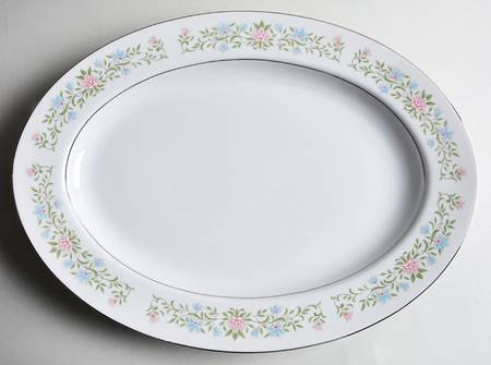 Eileen 14" Oval Serving Platter by International