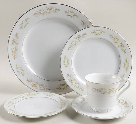 Springtime 40 Piece Estate Set