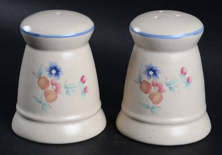 Windy Salt & Pepper Set