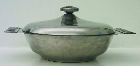 Di Lido (Stainless, Hollowware) Round Covered Vegetable Bowl