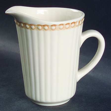Precious Pearl Creamer