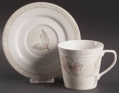 Linen Flower Flat Cup & Saucer Set