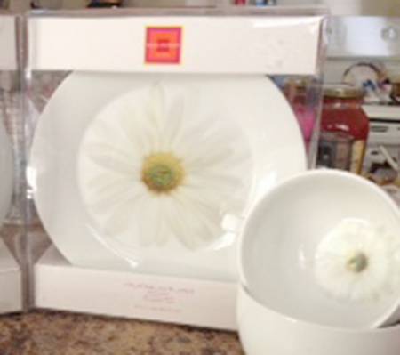 Daisy by Isaac Mizrahi