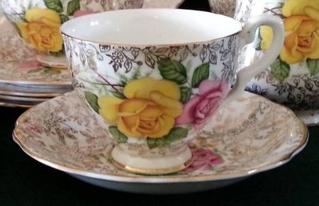 IPE18 Footed Cup & Saucer Set by Imperial (England)