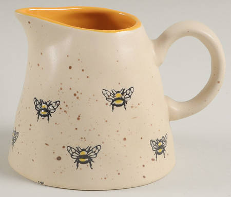 Barney Bee Repeat Creamer