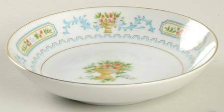 Abundance Fruit/Dessert (Sauce) Bowl by Japan