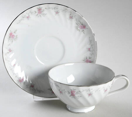 Nanarosa Footed Cup & Saucer Set