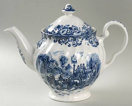 Coaching Scenes Blue Small Teapot & Lid