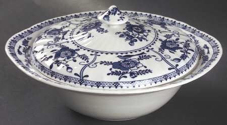 Indies Blue Round Covered Vegetable