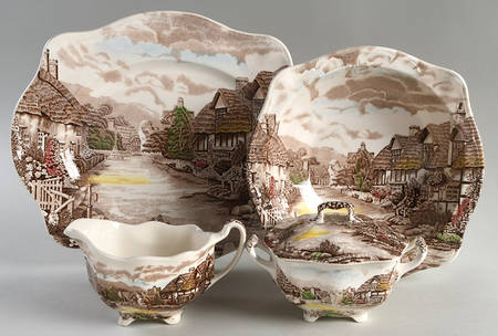 Olde English Countryside Brown Multicolor 5 Piece Hostess Set