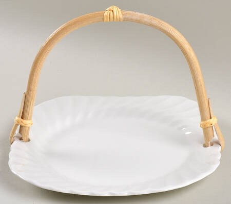 Regency (Made in England, Earthenware Ironstone) 5 3/8"-5 5/8" Bamboo Handled Serving Plate  HC