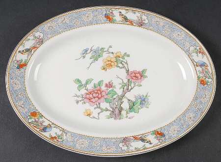 The Vigo (Smooth) 10" Oval Serving Platter by Johnson Brothers