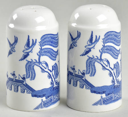 Willow Blue (Made in England, Earthenware, Newer) Salt & Pepper Set