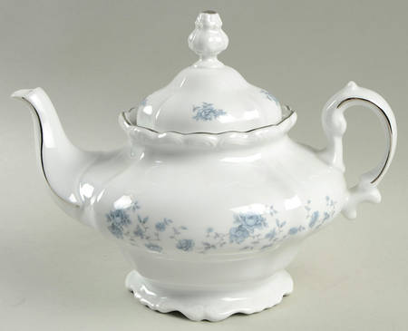 Blue Garland (Thailand Traditions) Teapot & Lid