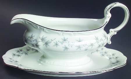 JOH40 Gravy Boat with Attached Underplate