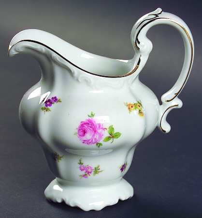 Rosebud Creamer