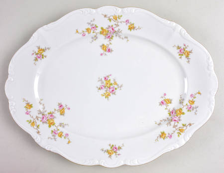 Thornrose (White, No Verge) 14" Oval Serving Platter
