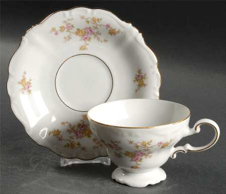 Thornrose (White, No Verge) Footed Cup & Saucer Set