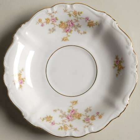 Thornrose (White, No Verge) Saucer