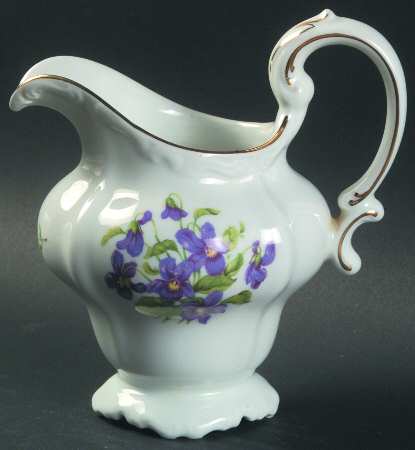 Violetta Creamer