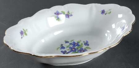 Violetta 10" Oval Vegetable Bowl