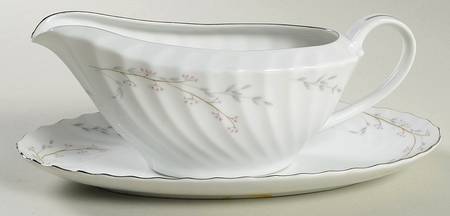 Springfield Gravy Boat & Underplate