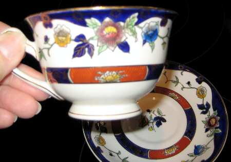 6035 Footed Cup & Saucer Set