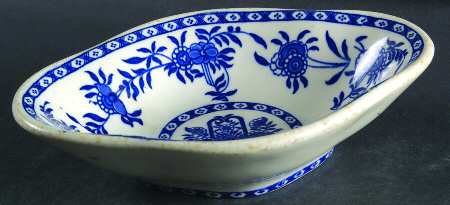 Delph Medium Diamond Shaped Dish