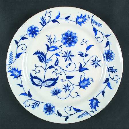 Blue Onion (Earthenware No Band) by Japan