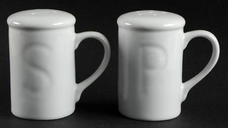 Basic White Stove Top Salt & Pepper Set