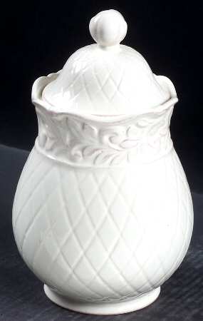 Isabella Ivory Small Canister & Lid