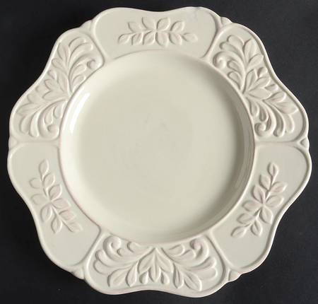 Isabella Ivory Dinner Plate