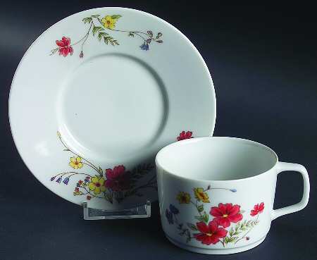 Nadine (No Trim) Flat Cup & Saucer Set