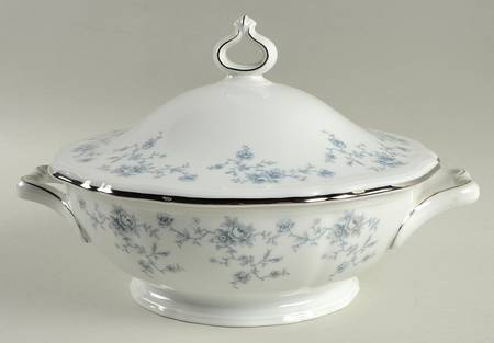 JOH313 Round Covered Vegetable