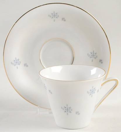 4971 Flat Cup & Saucer Set