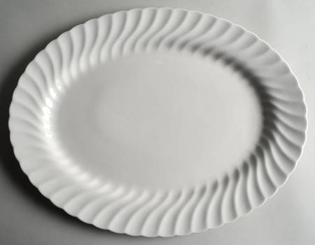 Regency (England 1883 Stamp, Made in China) 16" Oval Serving Platter