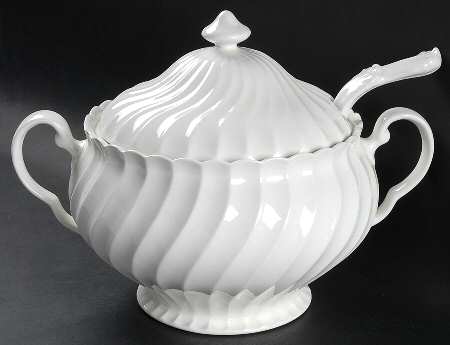 Regency (England 1883 Stamp, Made in China) Tureen & Lid w/Ladle
