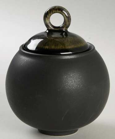 Samoa Vert (Green) Sugar Bowl & Lid