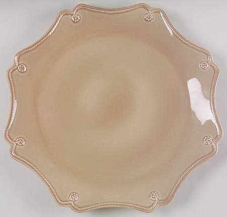 Berry and Thread Cappucino Brown Service Plate (Charger)