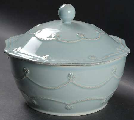 Berry and Thread Ice Blue 2 Qt Round Covered Casserole