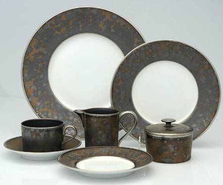 Aguirre Finition (Platinum Trim) 43 Piece Set