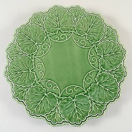 Green Leaf Majolica 13" Chop Plate (Round Platter)