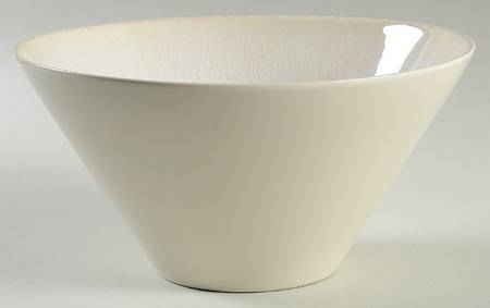 Vuelta White Pearl 9" Round Vegetable Bowl