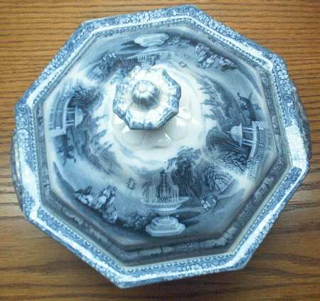 Medina Round Covered Vegetable